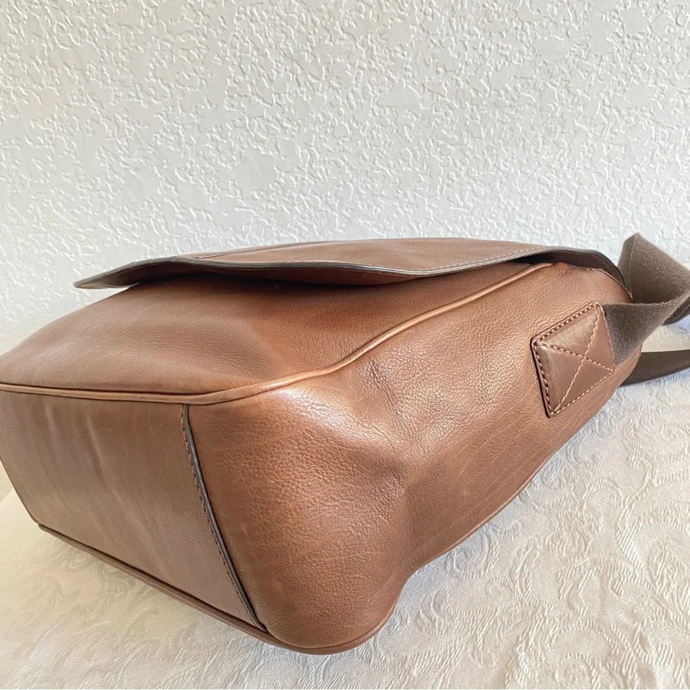 Tod’s Leather Messenger Flap Bag